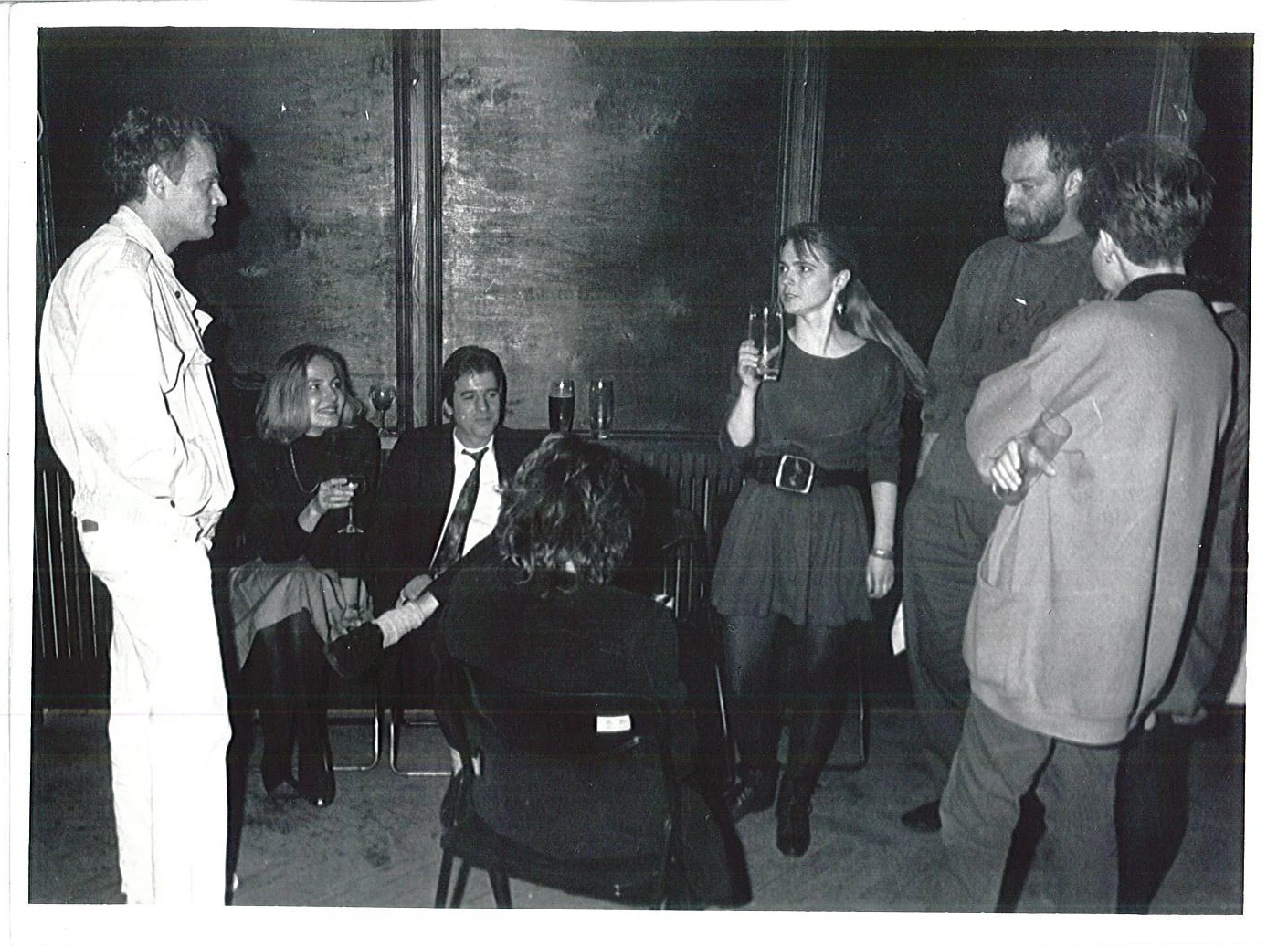 pierwsi członkowie PTS podczas dyskusji